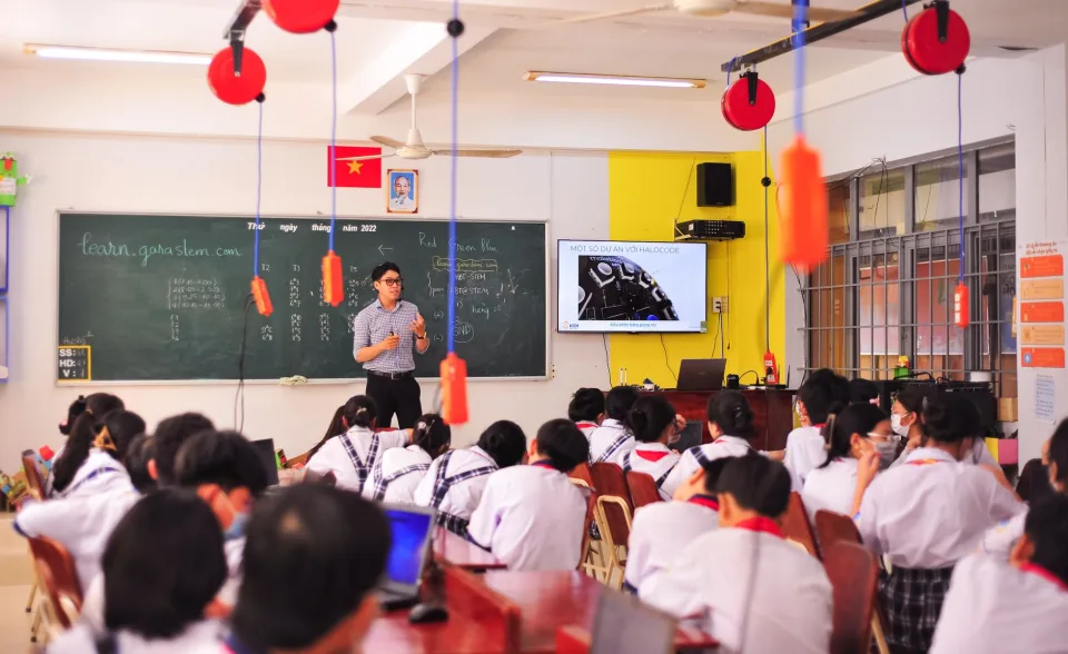 Bảng và tài liệu học tập